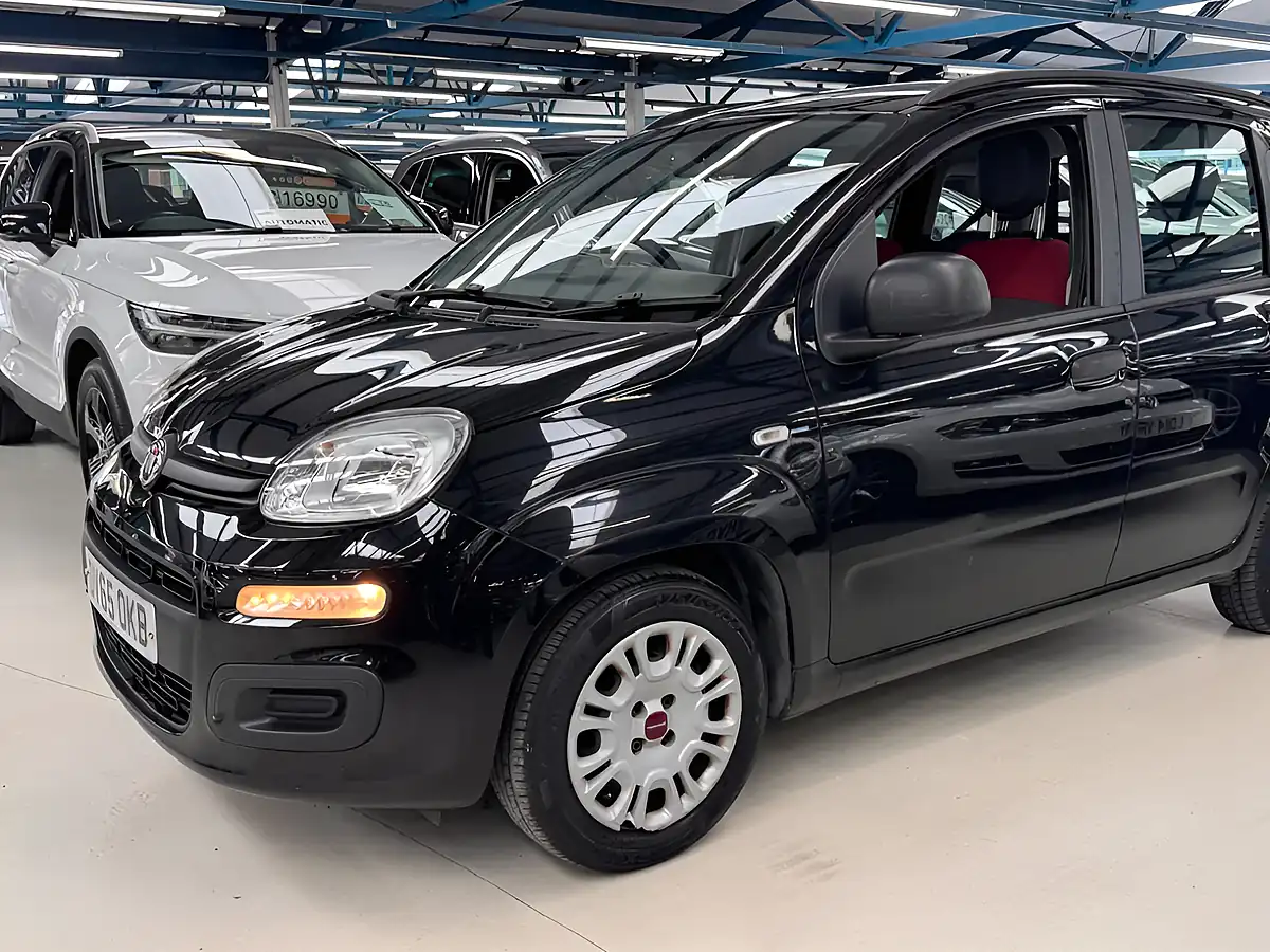 Used 2015 Fiat Panda Easy + Black - Interior and Exterior details 3