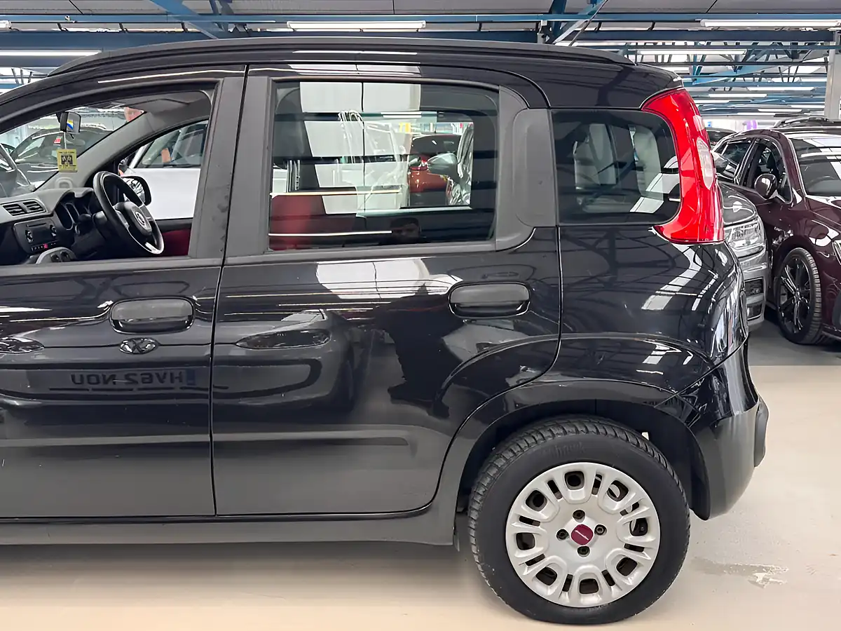 Used 2015 Fiat Panda Easy + Black - Interior and Exterior details 9