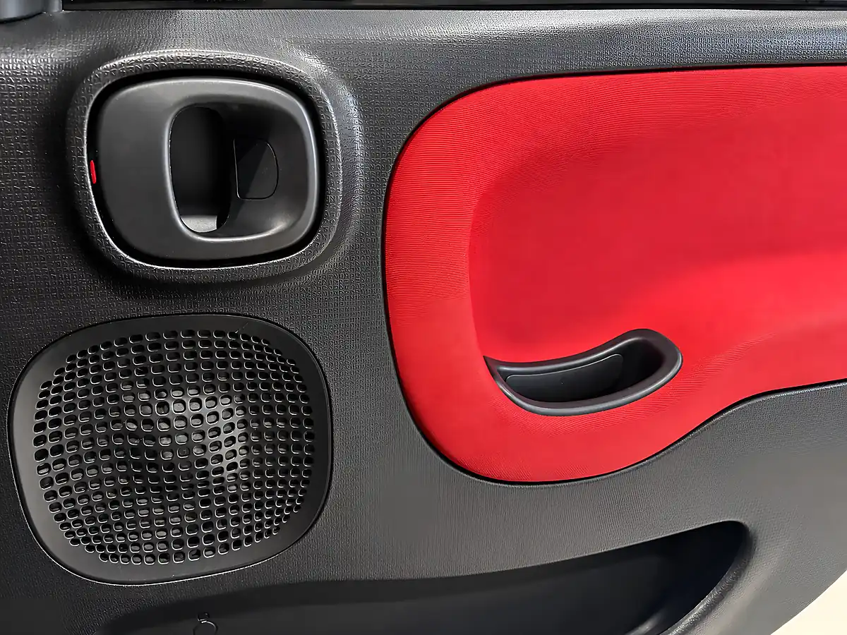 Used 2015 Fiat Panda Lounge Black - Interior and Exterior details 18
