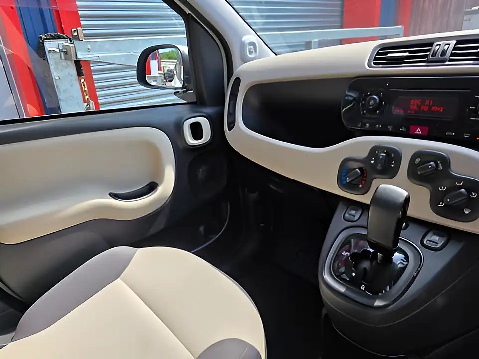 Used 2015 Fiat Panda Lounge White - Interior and Exterior details 9