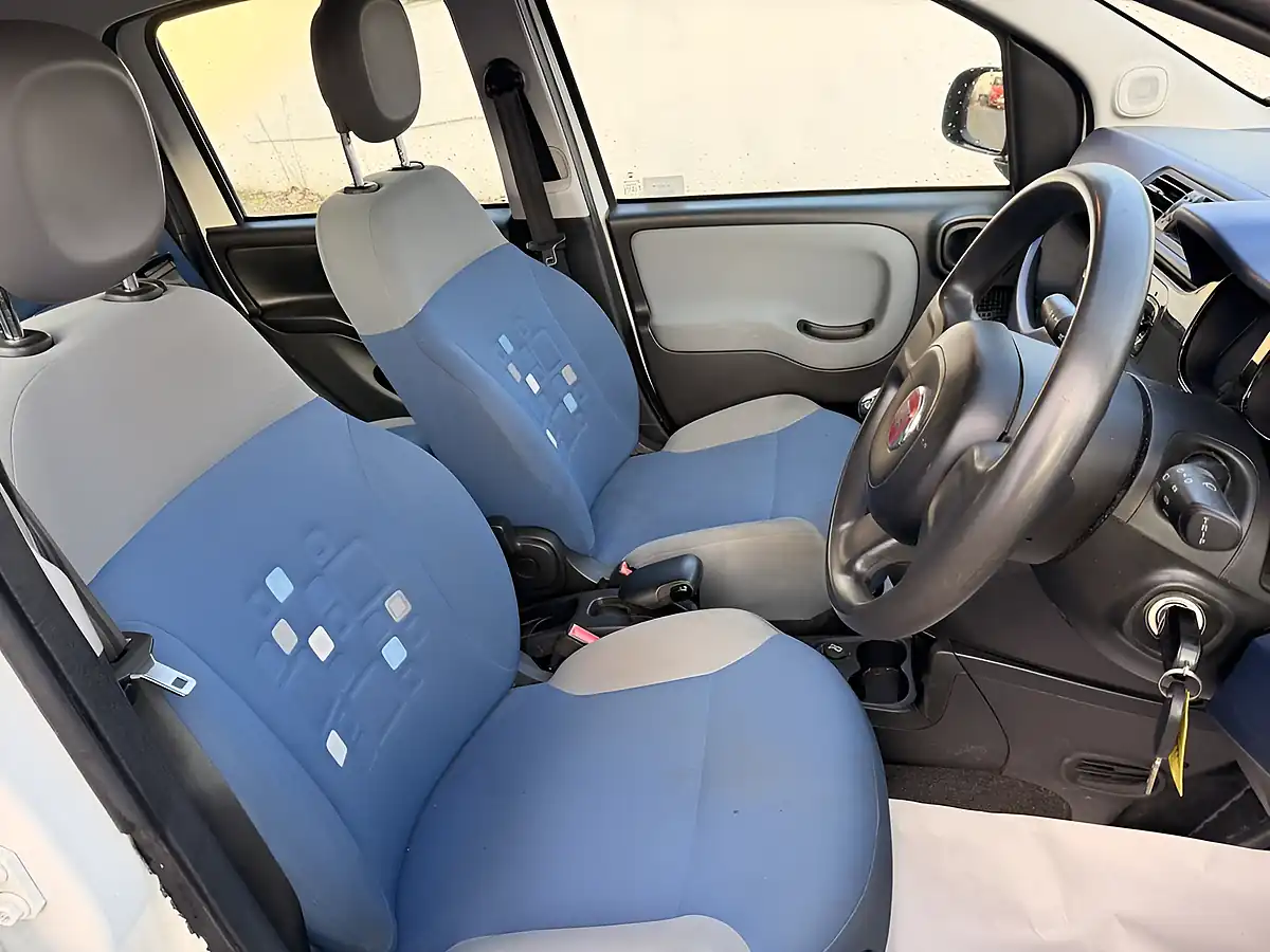 Used 2015 Fiat Panda Lounge White - Interior and Exterior details 12