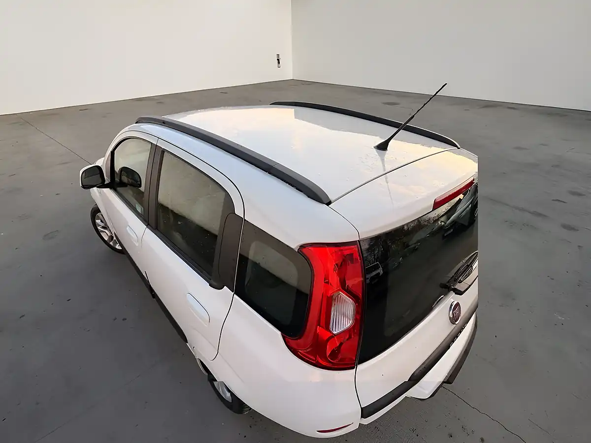 Used 2015 Fiat Panda Lounge White - Interior and Exterior details 15