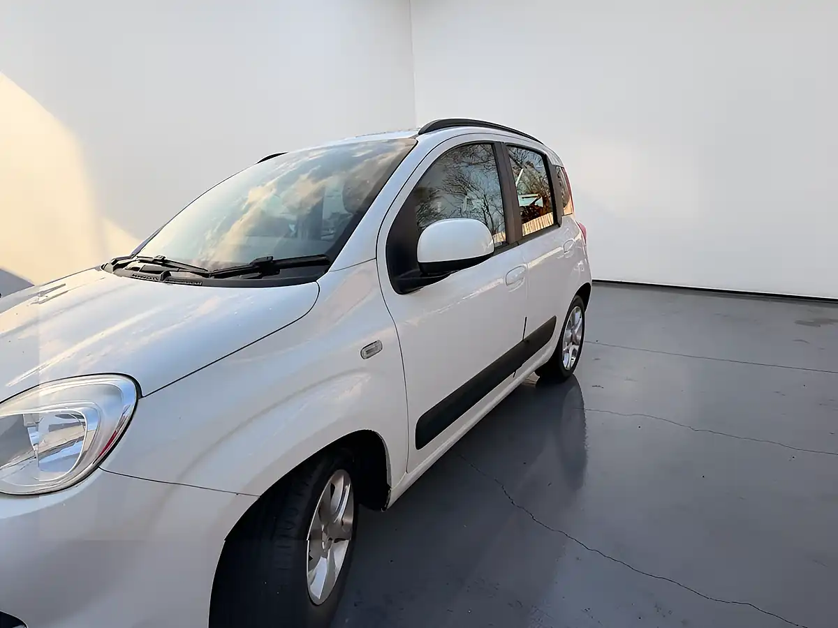 Used 2015 Fiat Panda Lounge White - Interior and Exterior details 20