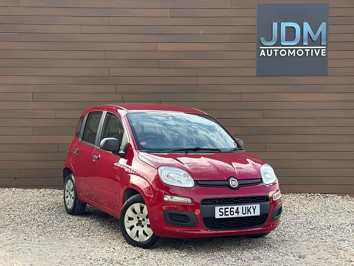 Used 2015 Fiat Panda Panda Pop Cancan Red - Front View