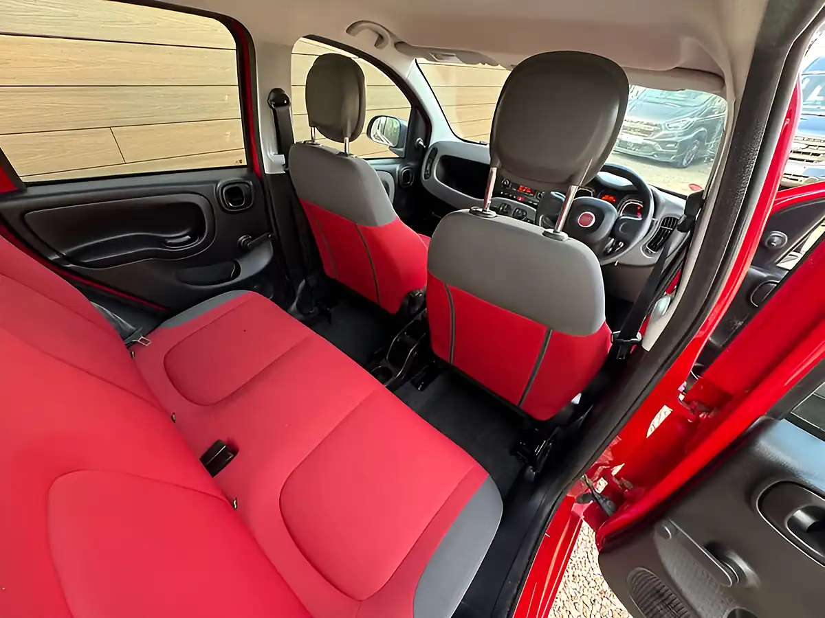 Used 2015 Fiat Panda Panda Pop Cancan Red - Interior and Exterior details 13