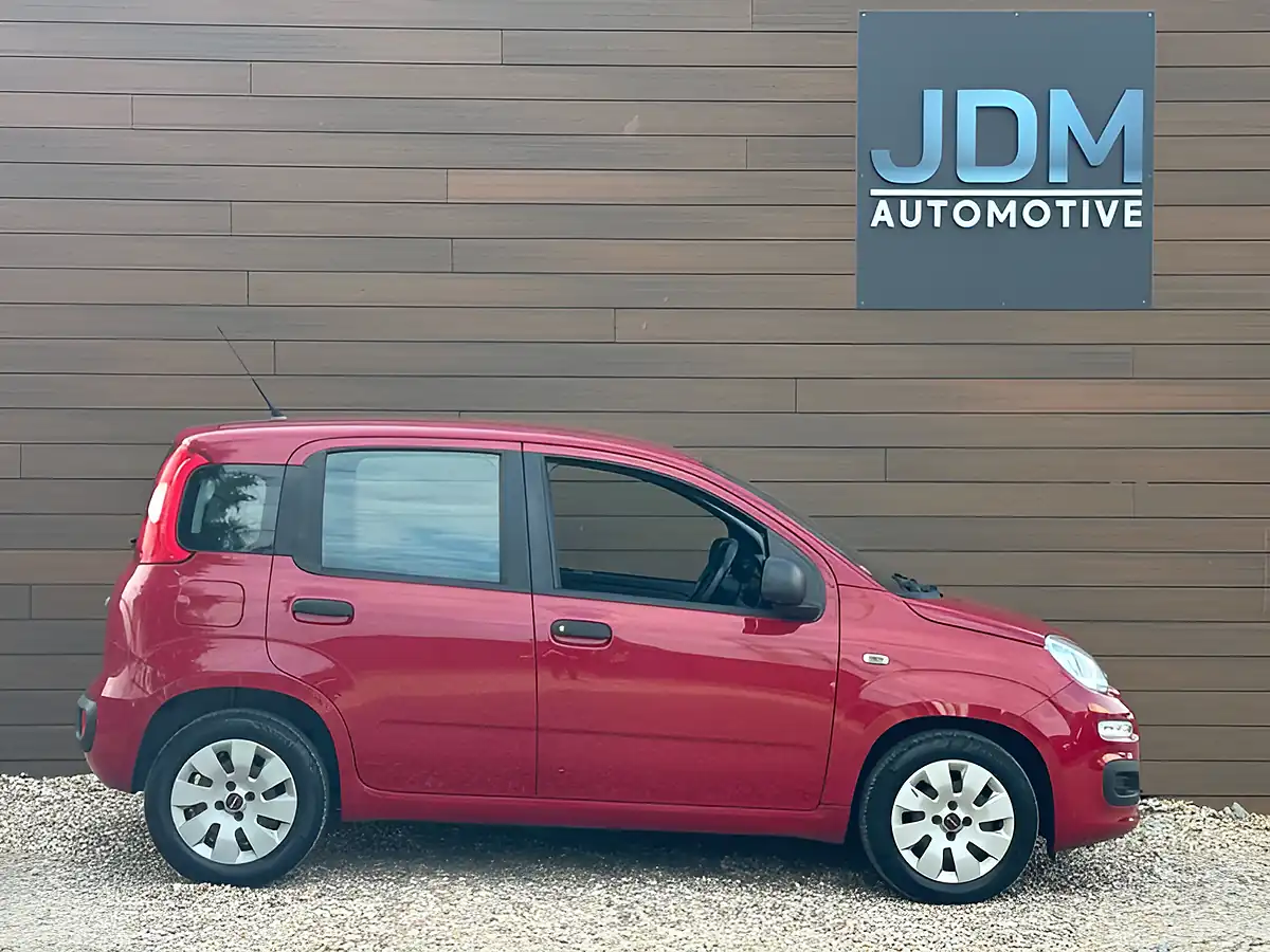 Used 2015 Fiat Panda Panda Pop Cancan Red - Interior and Exterior details 2