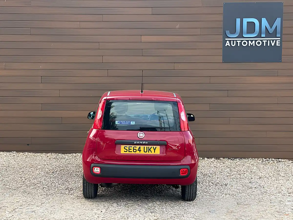 Used 2015 Fiat Panda Panda Pop Cancan Red - Interior and Exterior details 4