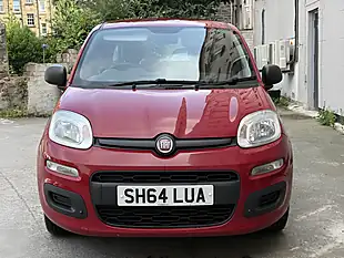 Used 2015 Fiat Panda Pop Red - Interior and Exterior details 4