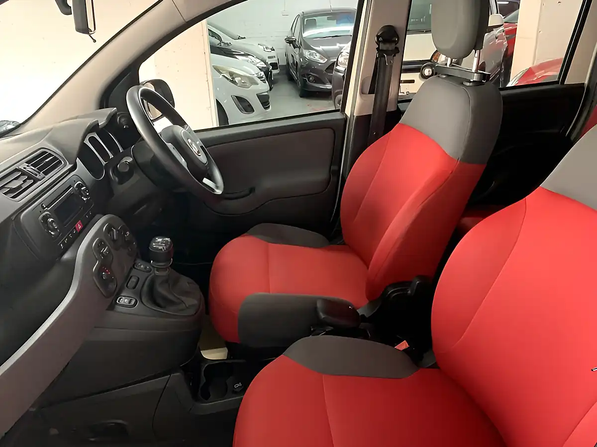 Used 2015 Fiat Panda Pop White - Interior and Exterior details 15