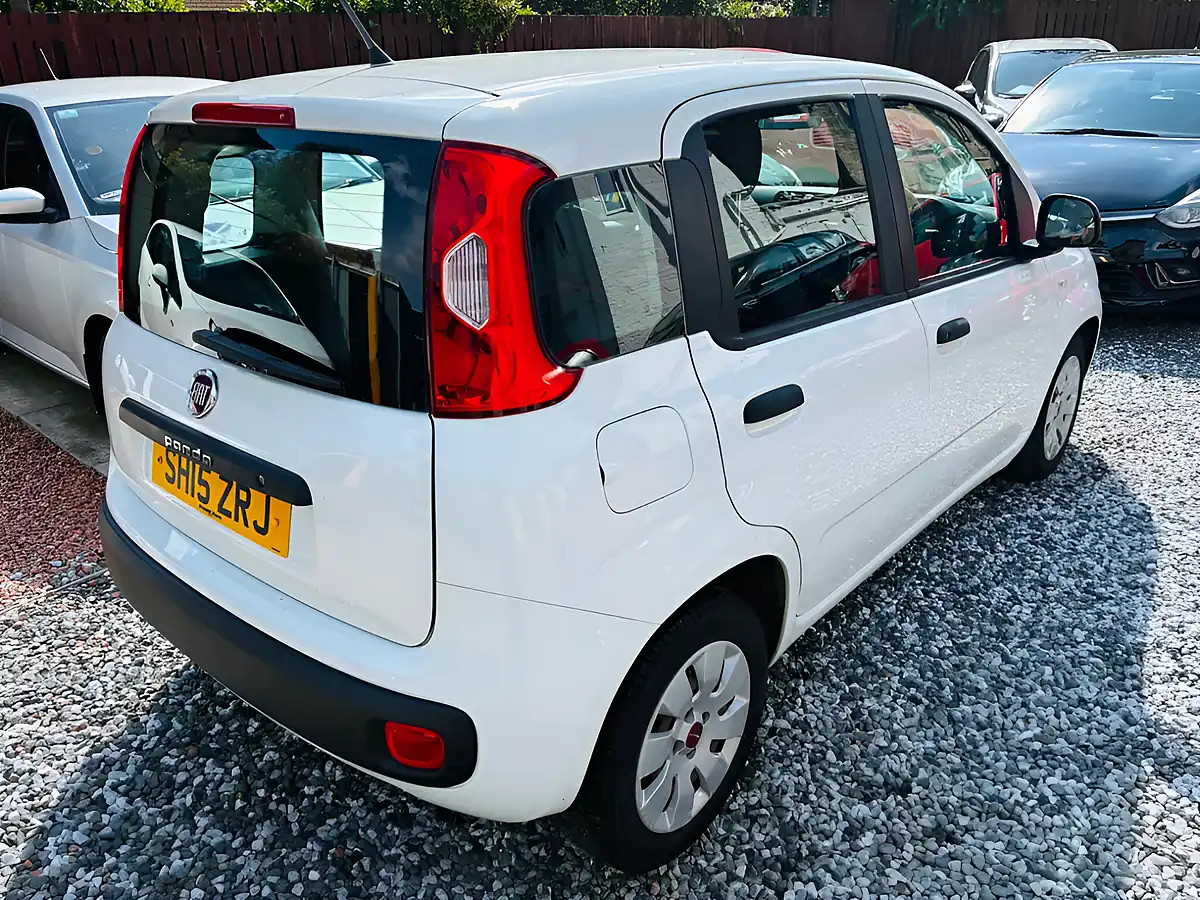 Used 2015 Fiat Panda Pop White - Interior and Exterior details 11