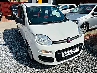 Used 2015 Fiat Panda Pop White - Interior and Exterior details 4