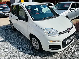 Used 2015 Fiat Panda Pop White - Interior and Exterior details 6