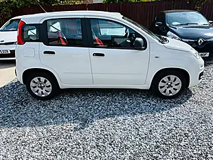 Used 2015 Fiat Panda Pop White - Interior and Exterior details 8