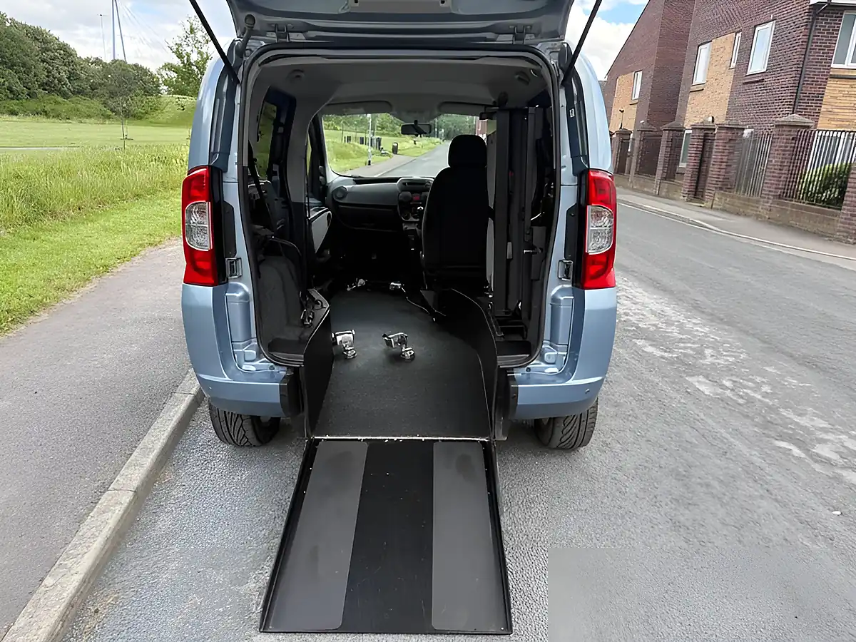 Used 2015 Fiat Qubo My Life Cool Jazz Blue - Interior and Exterior details 11