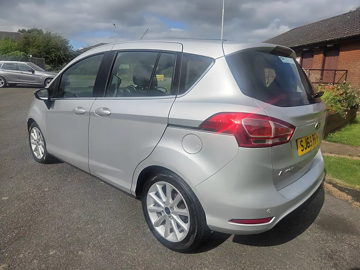Used 2015 Ford B-Max Titanium Silver - Interior and Exterior details 4