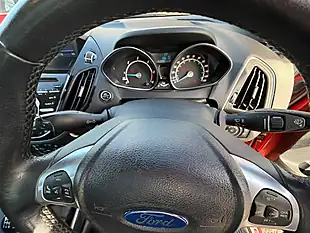 Used 2015 Ford B-Max Titanium X Red - Interior and Exterior details 19