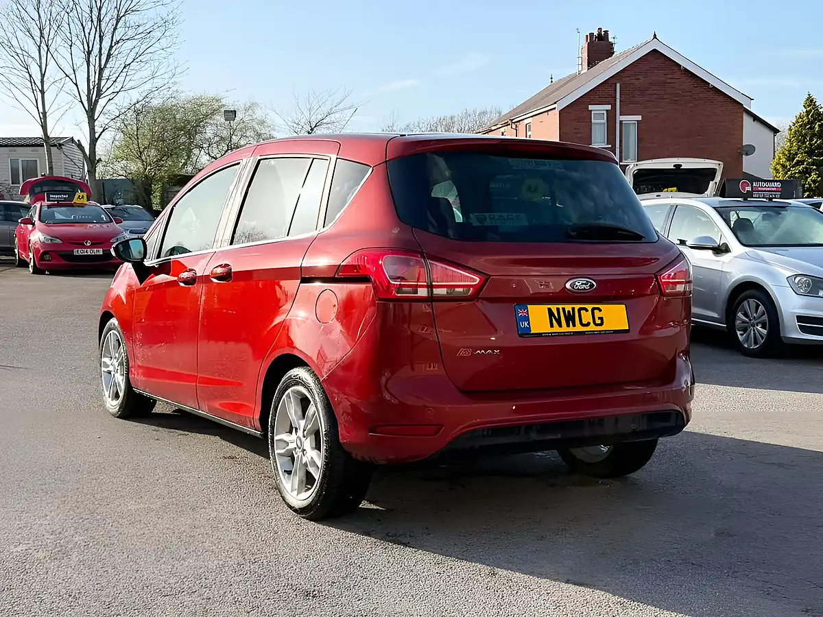 Used 2015 Ford B-Max Titanium X Red - Interior and Exterior details 7