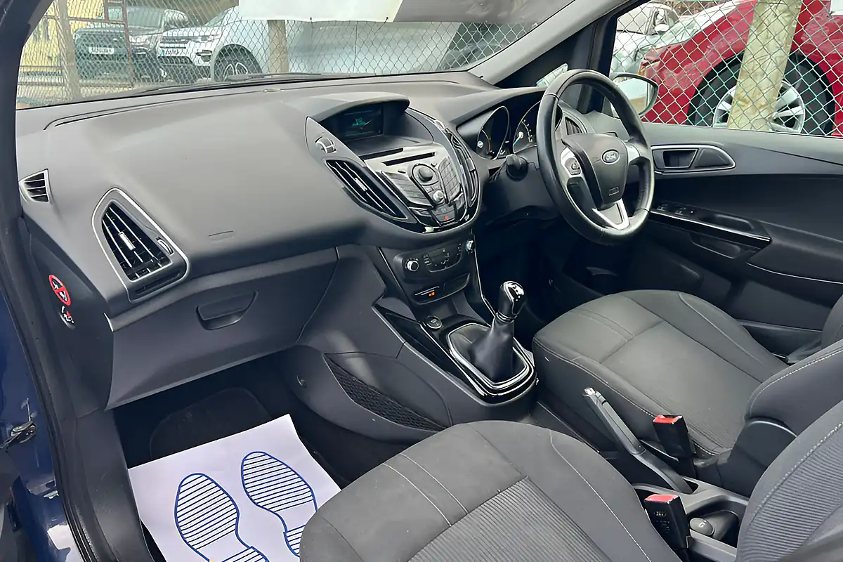 Used 2015 Ford B-Max Zetec Blue - Interior and Exterior details 14