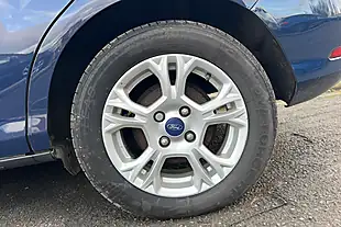 Used 2015 Ford B-Max Zetec Blue - Interior and Exterior details 18
