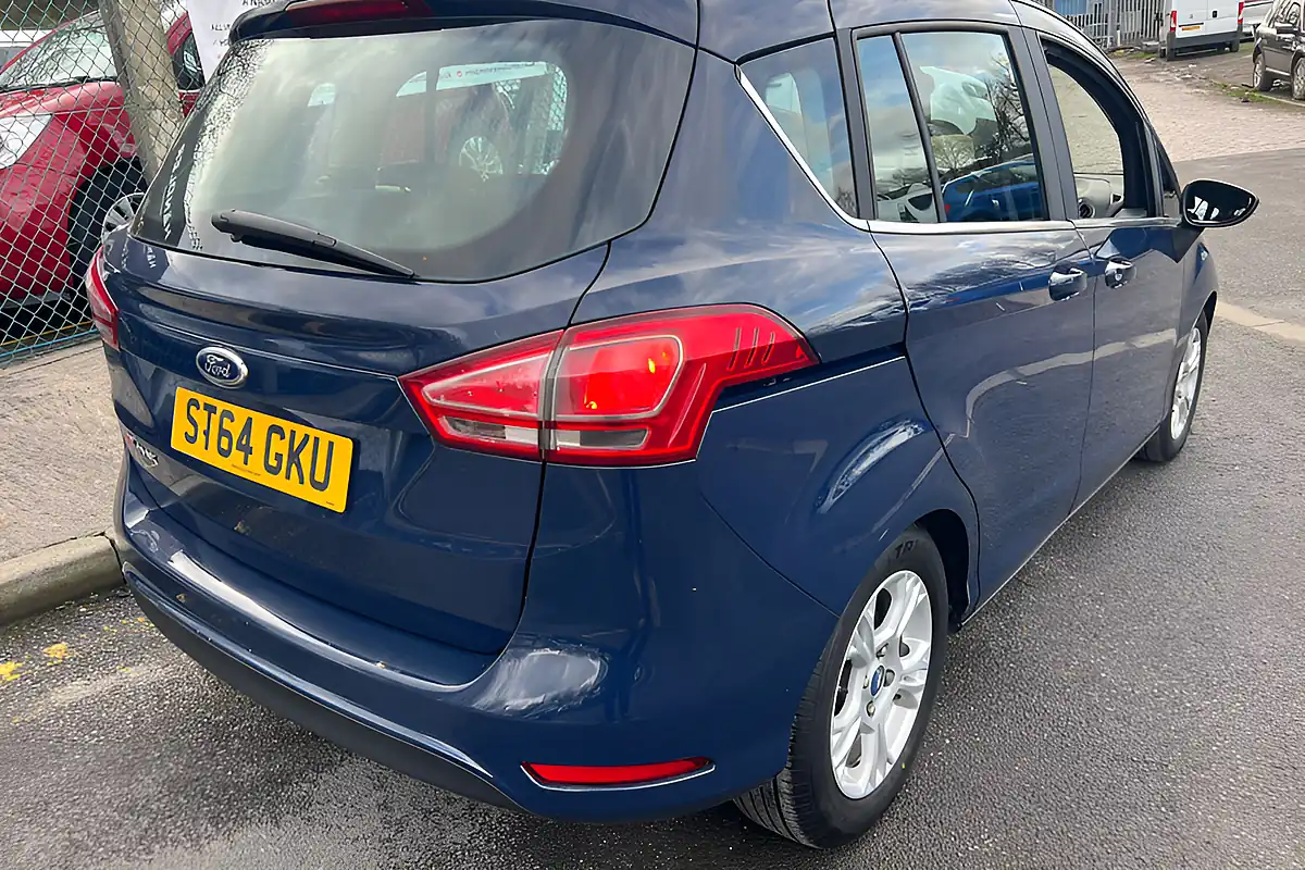 Used 2015 Ford B-Max Zetec Blue - Interior and Exterior details 9