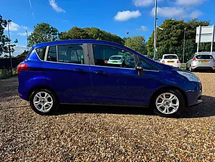 Used 2015 Ford B-Max Zetec Blue - Interior and Exterior details 5