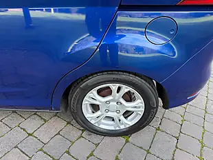 Used 2015 Ford B-Max Zetec Blue - Interior and Exterior details 11