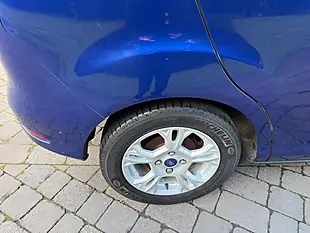 Used 2015 Ford B-Max Zetec Blue - Interior and Exterior details 12