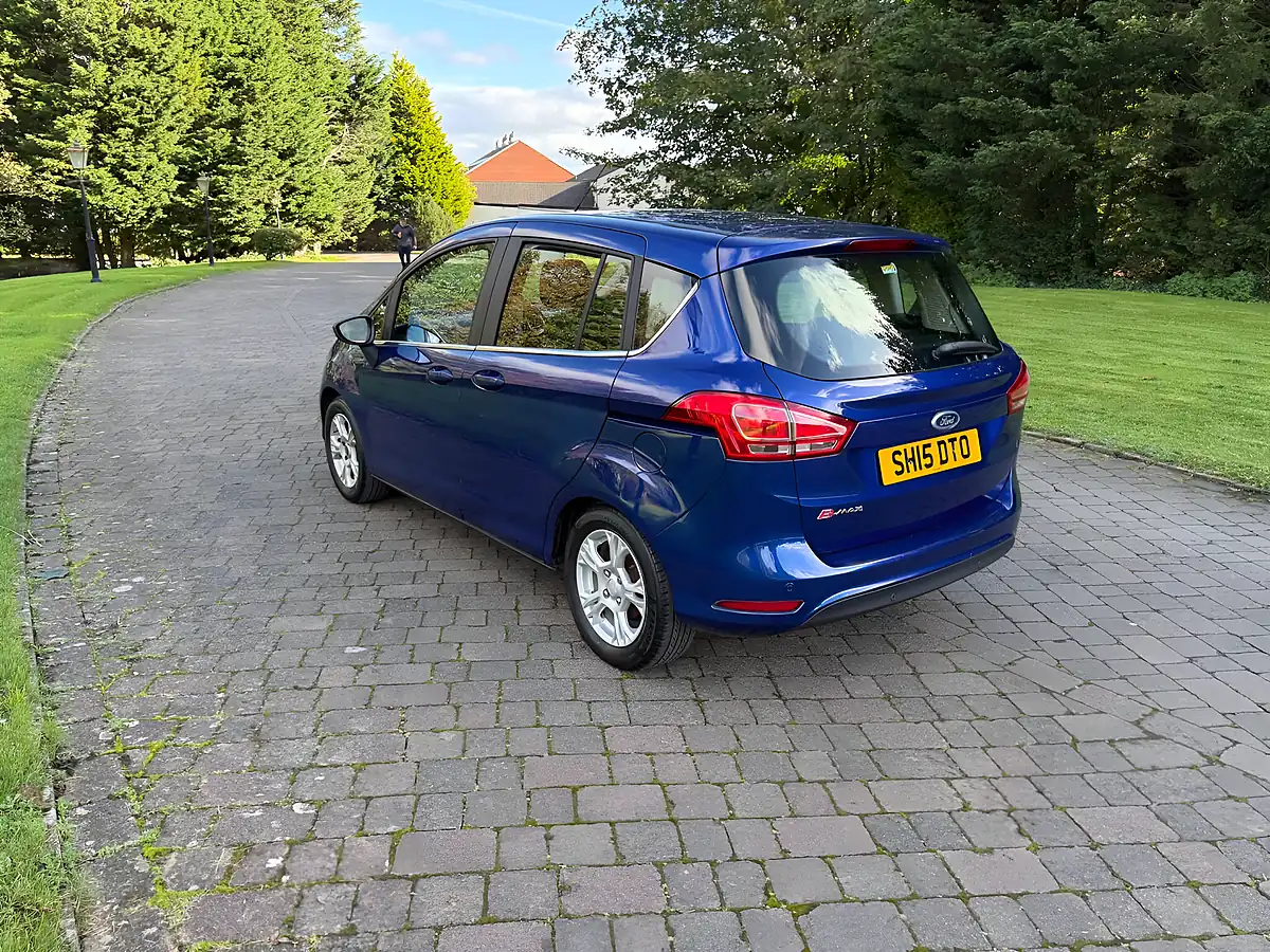 Used 2015 Ford B-Max Zetec Blue - Interior and Exterior details 6