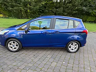 Used 2015 Ford B-Max Zetec Blue - Interior and Exterior details 7