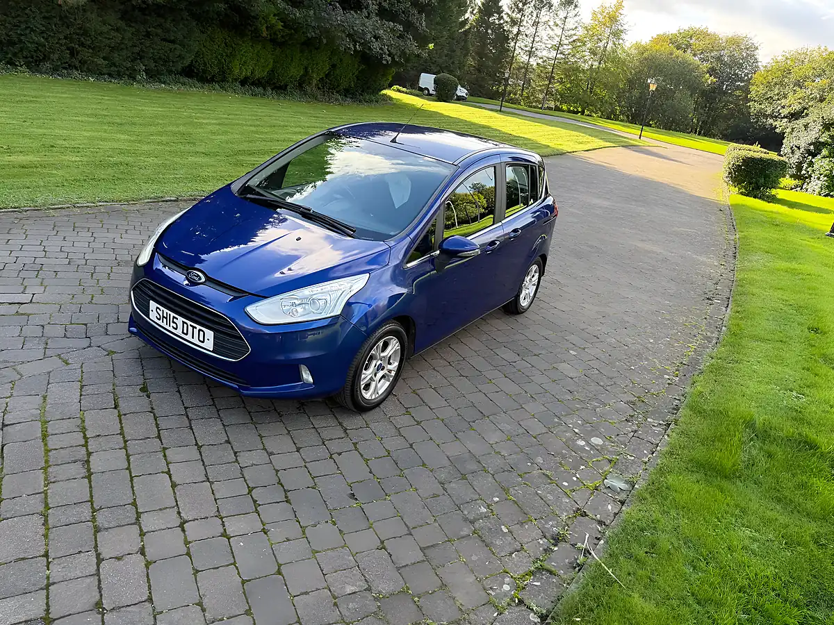 Used 2015 Ford B-Max Zetec Blue - Interior and Exterior details 9