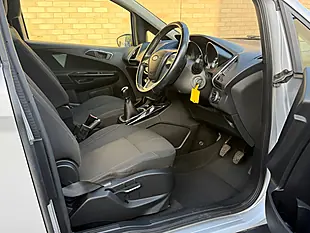 Used 2015 Ford B-Max Zetec Silver - Interior and Exterior details 12