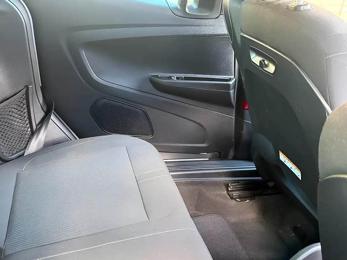 Used 2015 Ford B-Max Zetec Silver - Interior and Exterior details 18