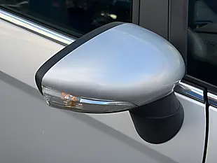 Used 2015 Ford B-Max Zetec Silver - Interior and Exterior details 8