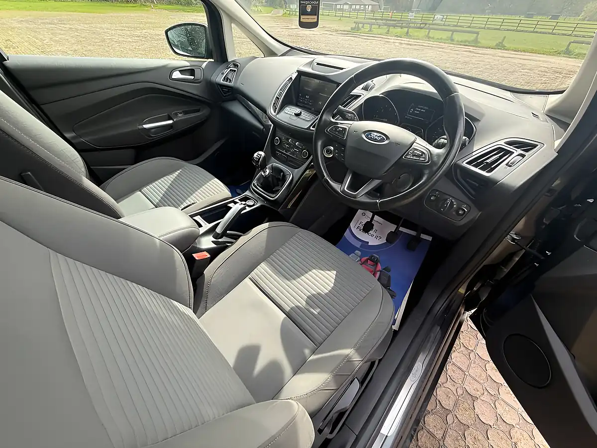 Used 2015 Ford C-Max Titanium Grey - Interior and Exterior details 8