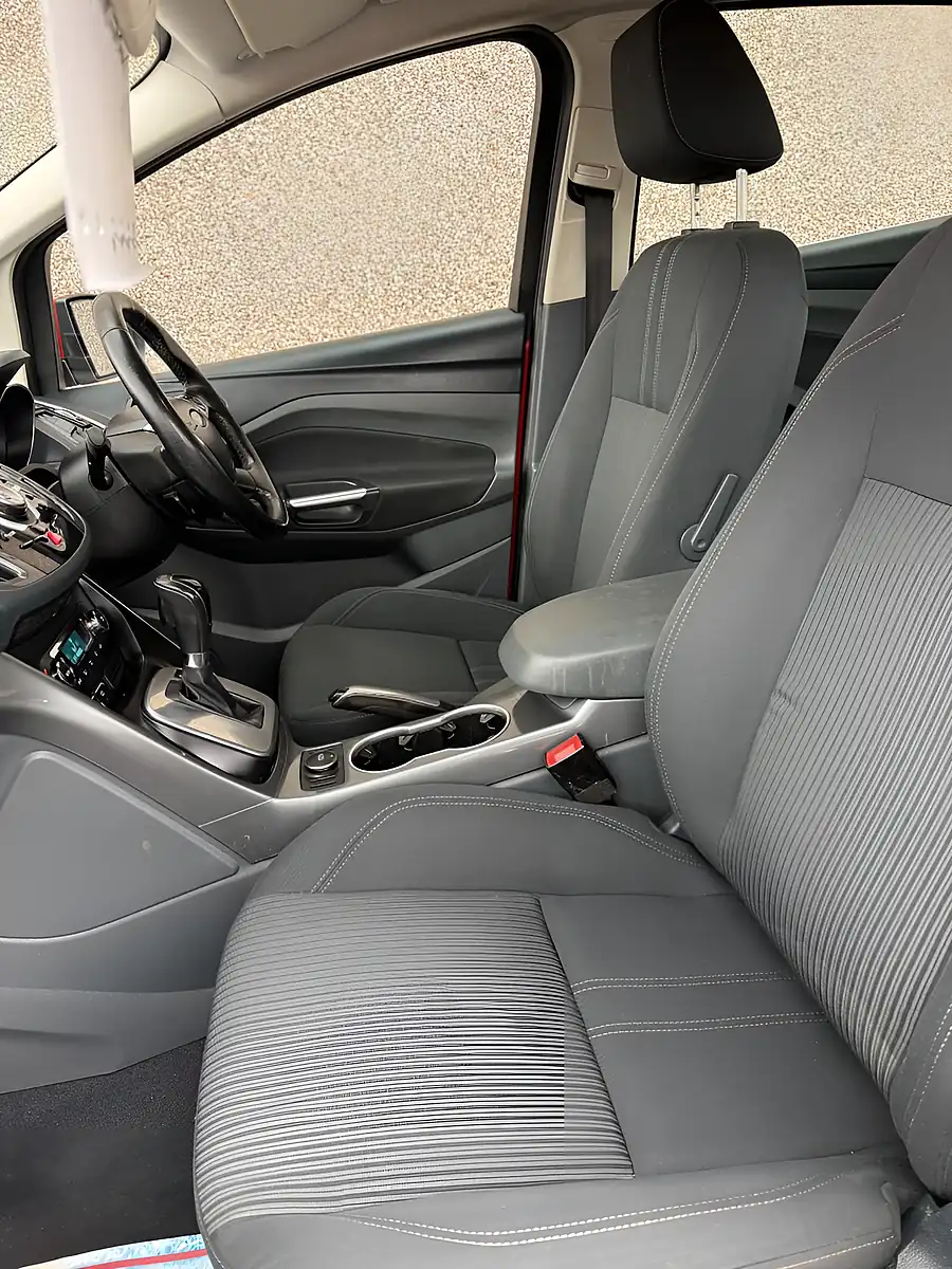 Used 2015 Ford C-Max Titanium Red - Interior and Exterior details 11