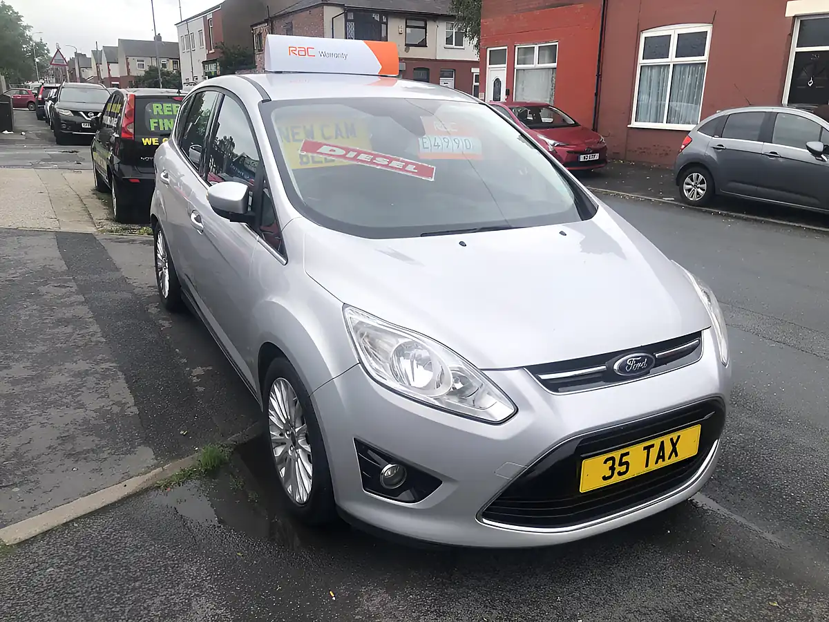 Used 2015 Ford C-Max Titanium Silver - Front View