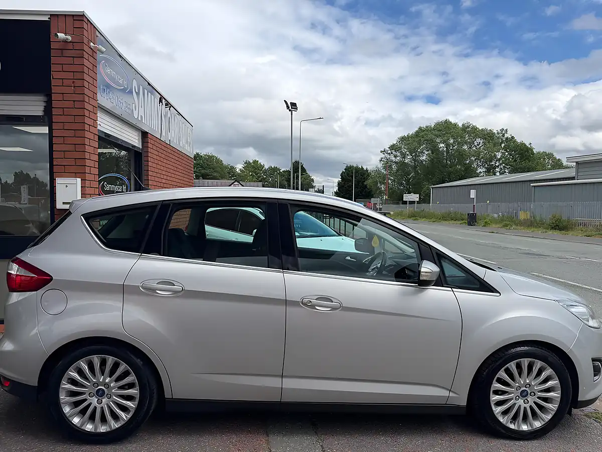 Used 2015 Ford C-Max Titanium Silver - Interior and Exterior details 8