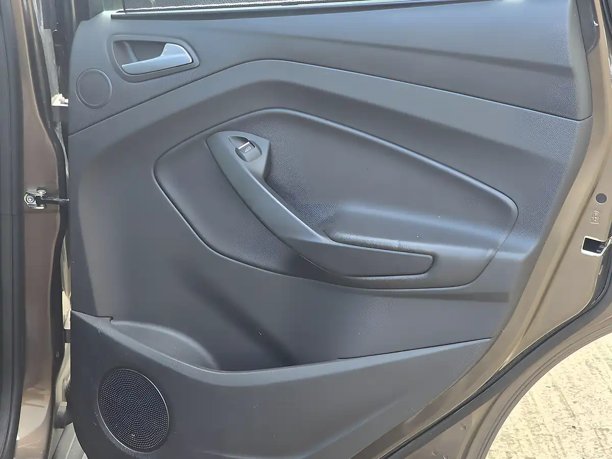 Used 2015 Ford C-Max Titanium X Brown - Interior and Exterior details 14