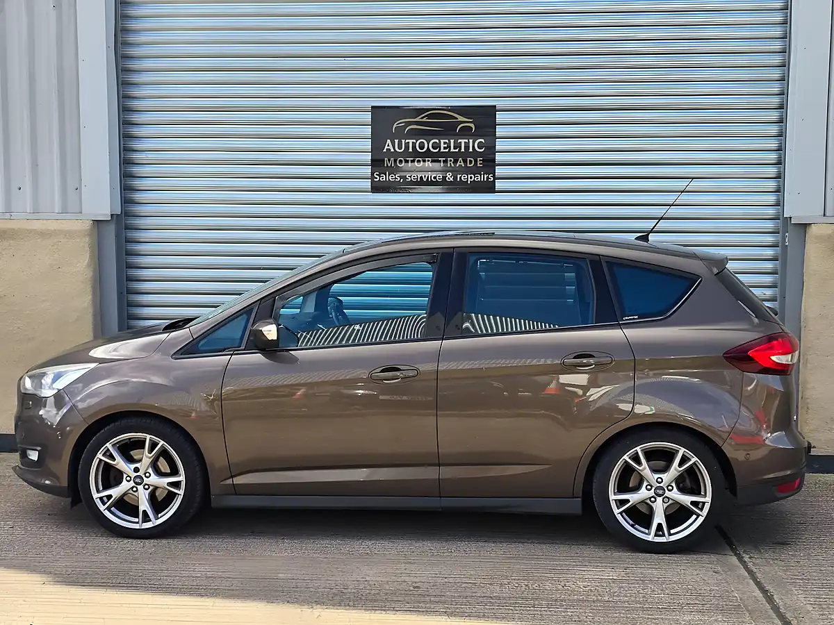 Used 2015 Ford C-Max Titanium X Brown - Interior and Exterior details 4