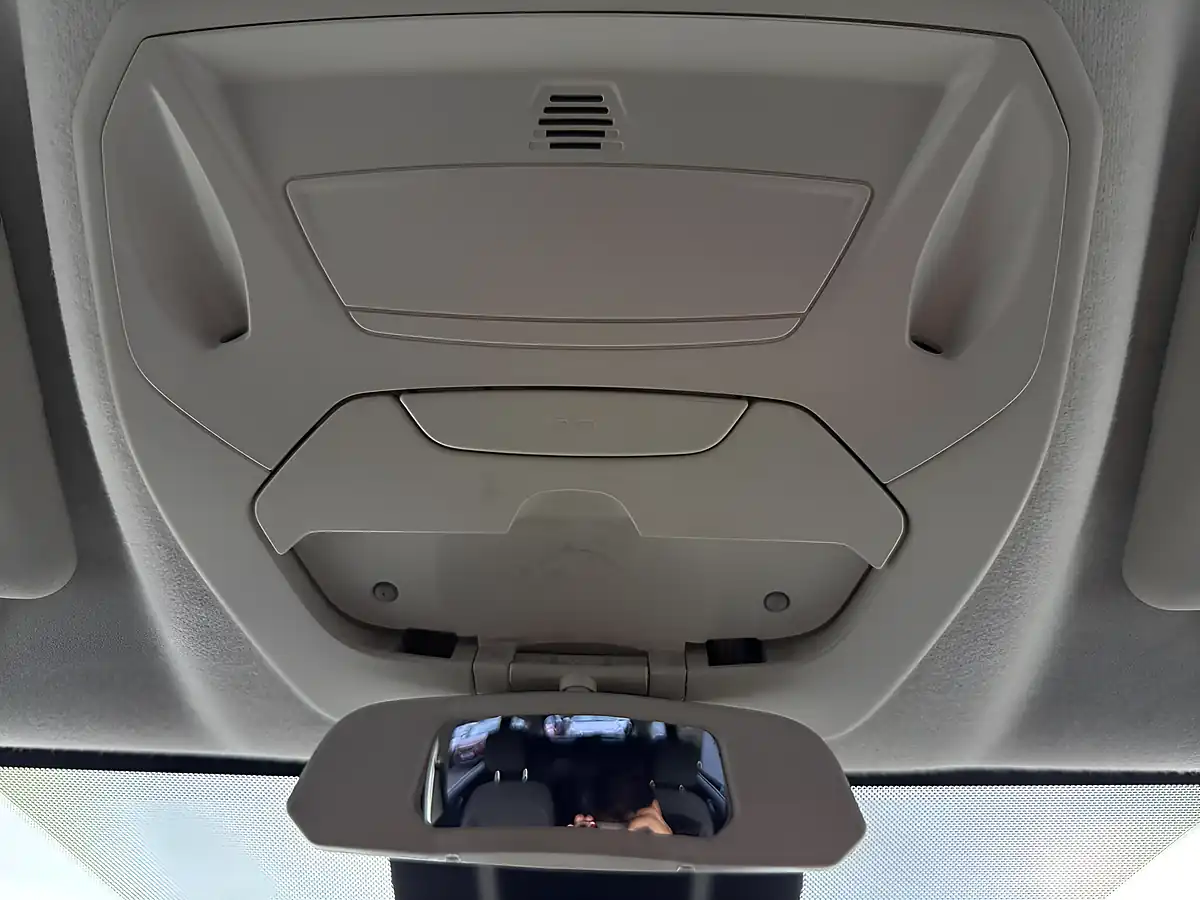 Used 2015 Ford C-Max Zetec Blue - Interior and Exterior details 17