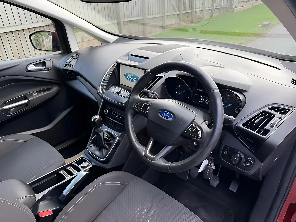 Used 2015 Ford C-Max Zetec Dark Red - Interior and Exterior details 12