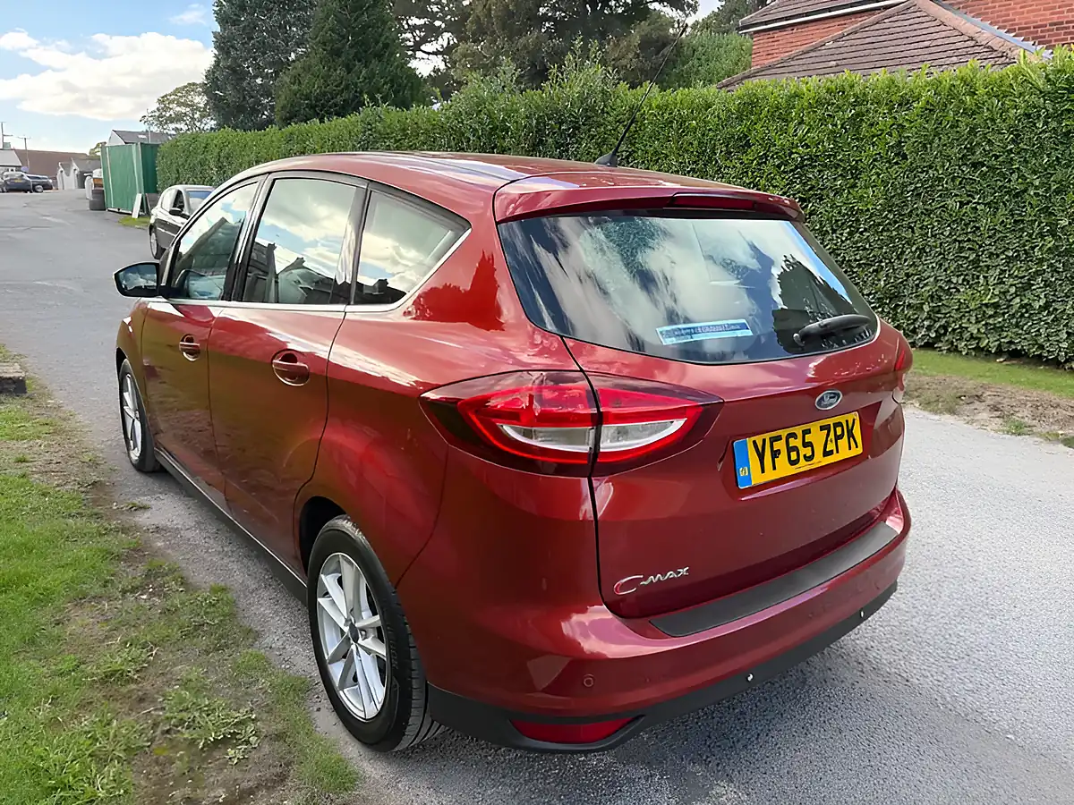 Used 2015 Ford C-Max Zetec Dark Red - Interior and Exterior details 7
