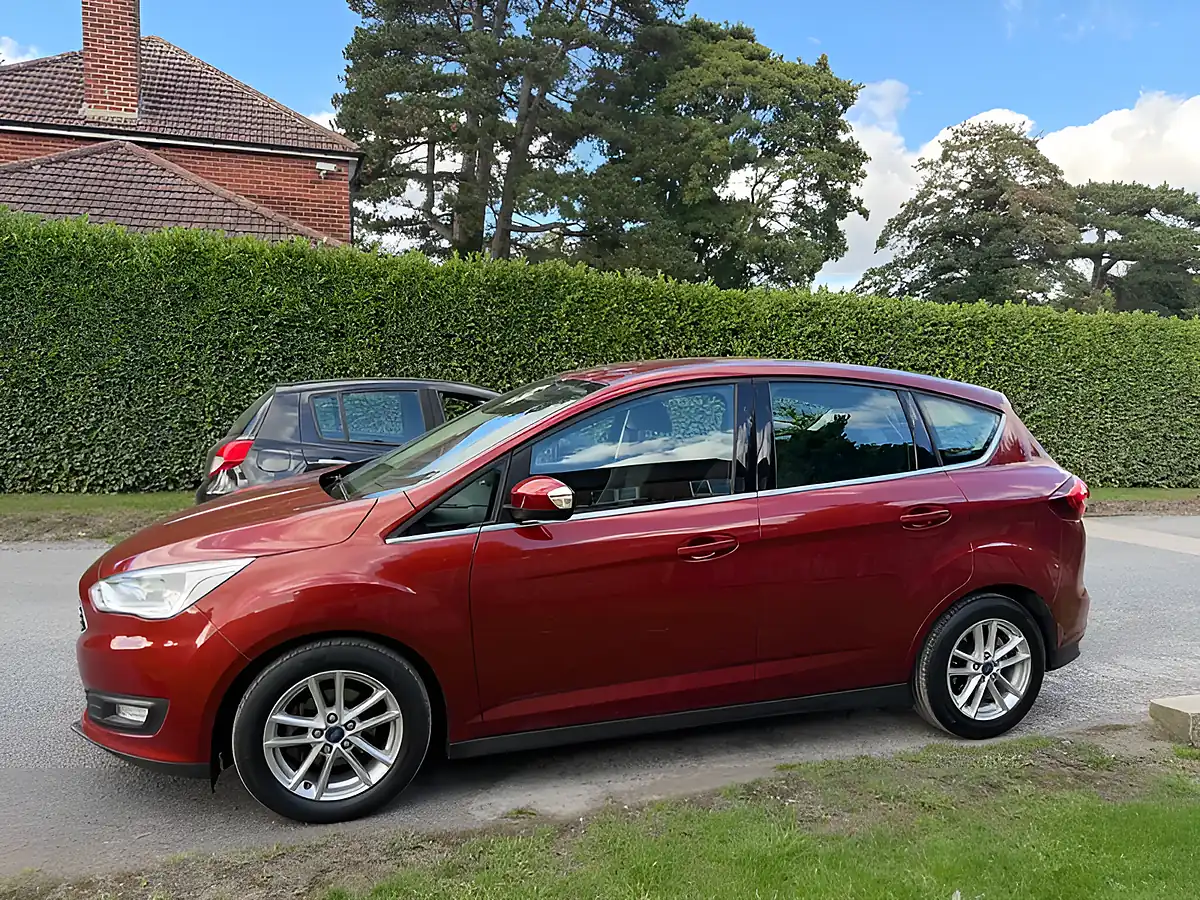 Used 2015 Ford C-Max Zetec Dark Red - Interior and Exterior details 8