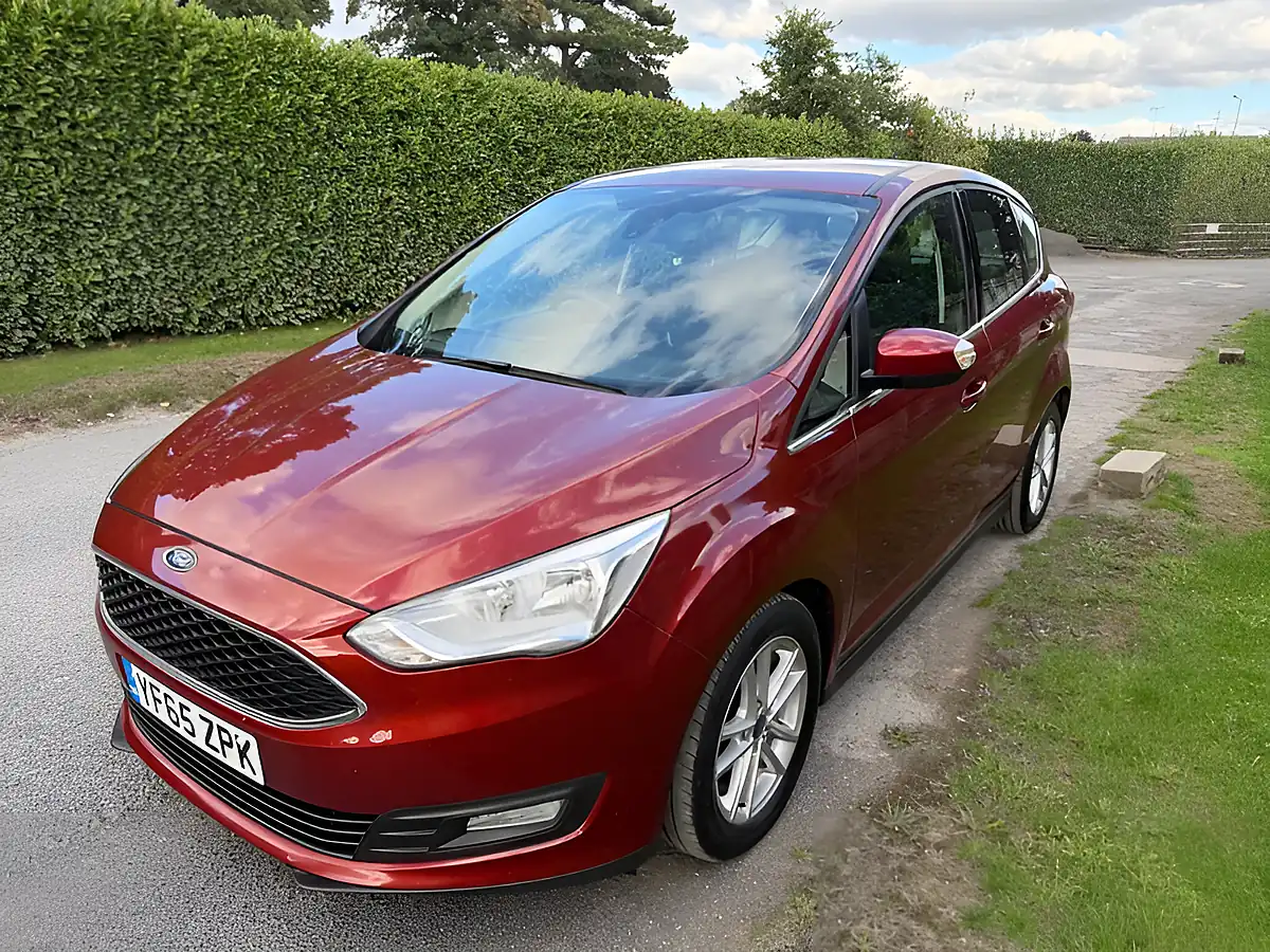 Used 2015 Ford C-Max Zetec Dark Red - Interior and Exterior details 9