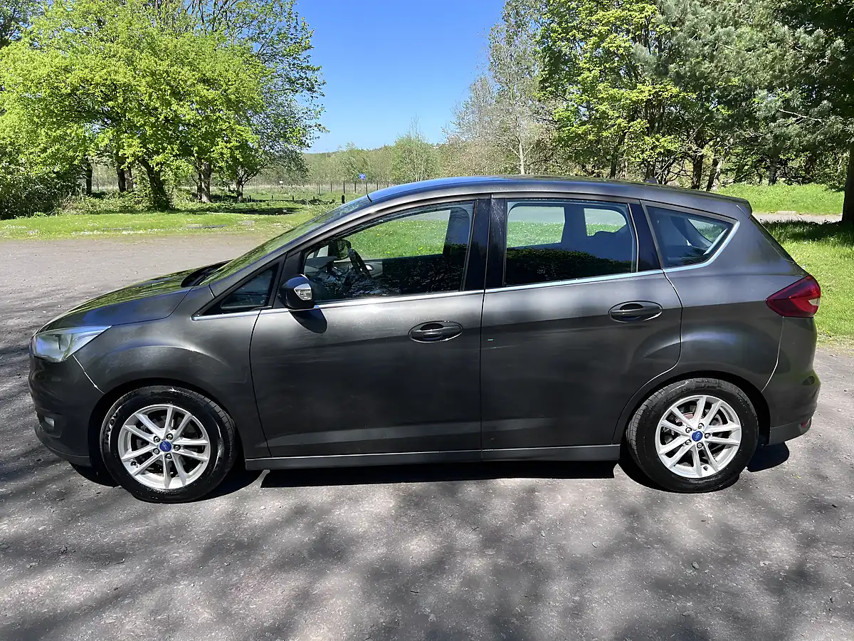Used 2015 Ford C-Max Zetec Grey - Interior and Exterior details 3
