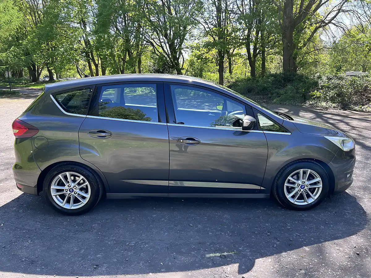 Used 2015 Ford C-Max Zetec Grey - Interior and Exterior details 7