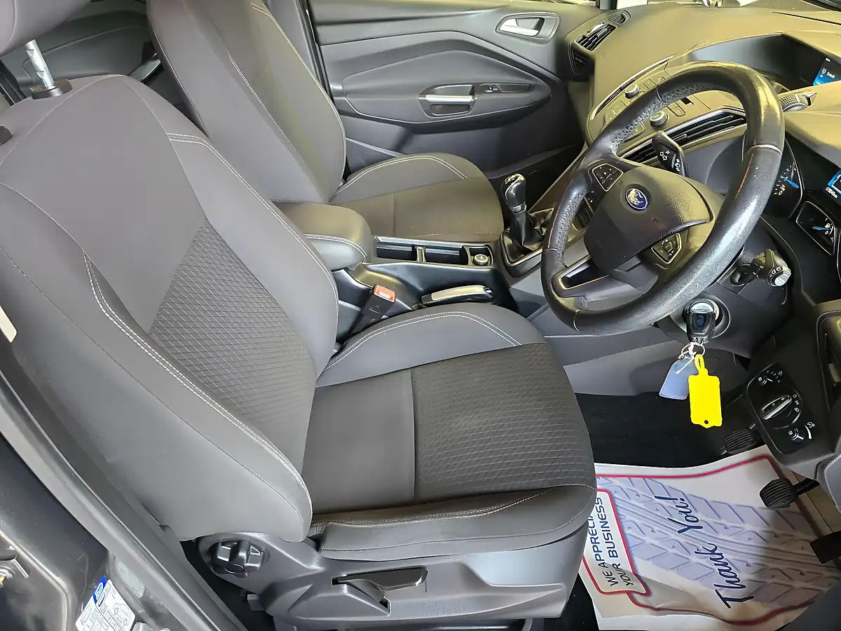 Used 2015 Ford C-Max Zetec Grey - Interior and Exterior details 11