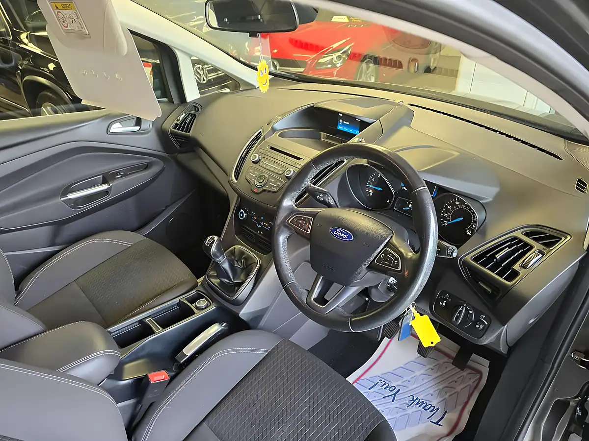 Used 2015 Ford C-Max Zetec Grey - Interior and Exterior details 12
