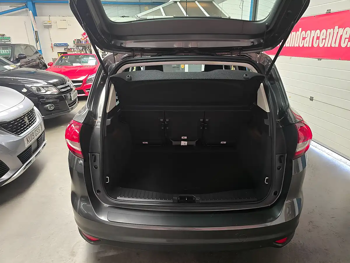 Used 2015 Ford C-Max Zetec Grey - Interior and Exterior details 4