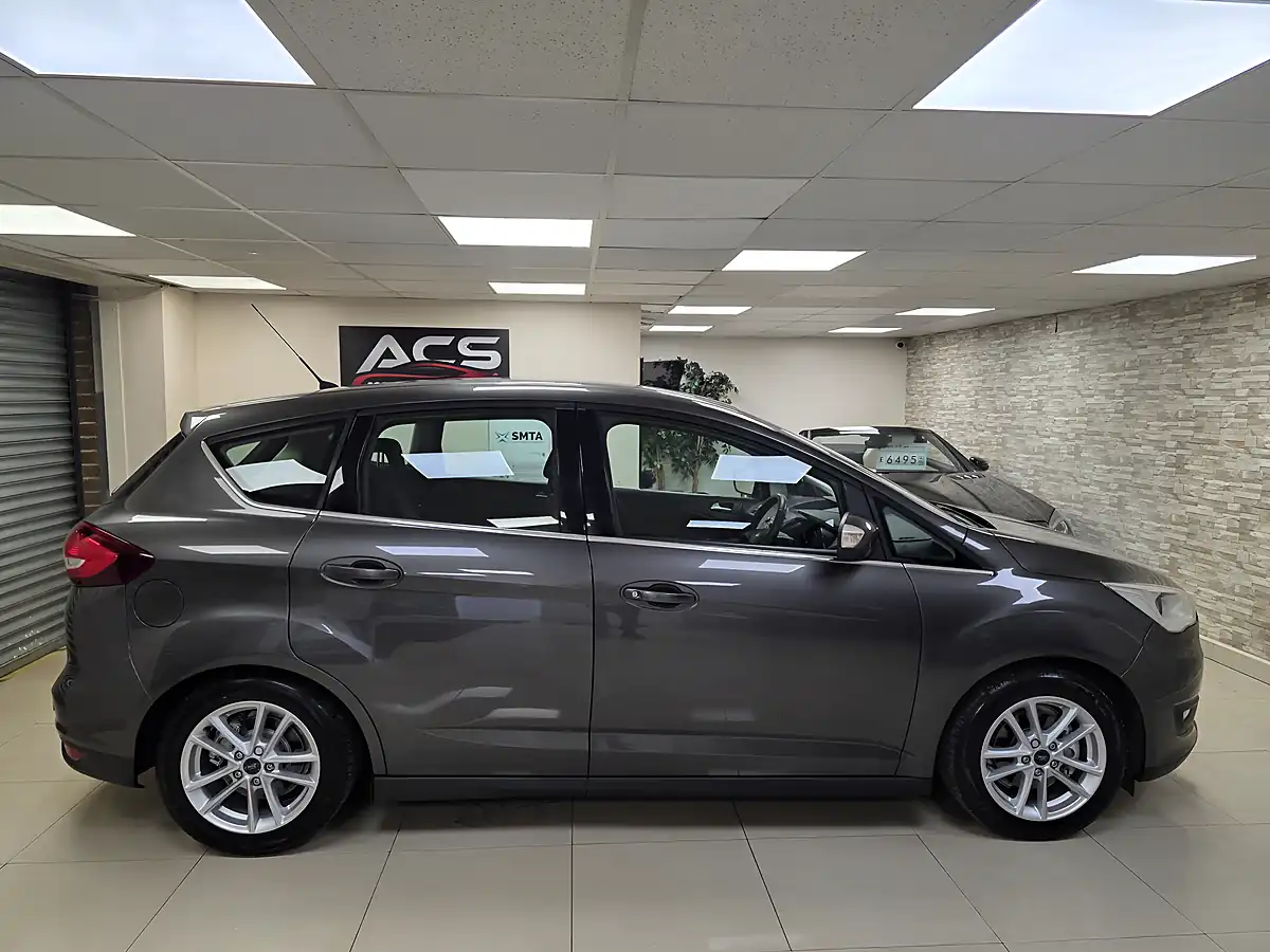 Used 2015 Ford C-Max Zetec Grey - Interior and Exterior details 12